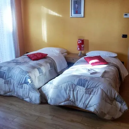 La Marina Ξενοδοχείο με διαμερίσματα Pontida