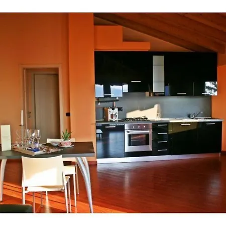 Aparthotel La Marina Resort Pontida